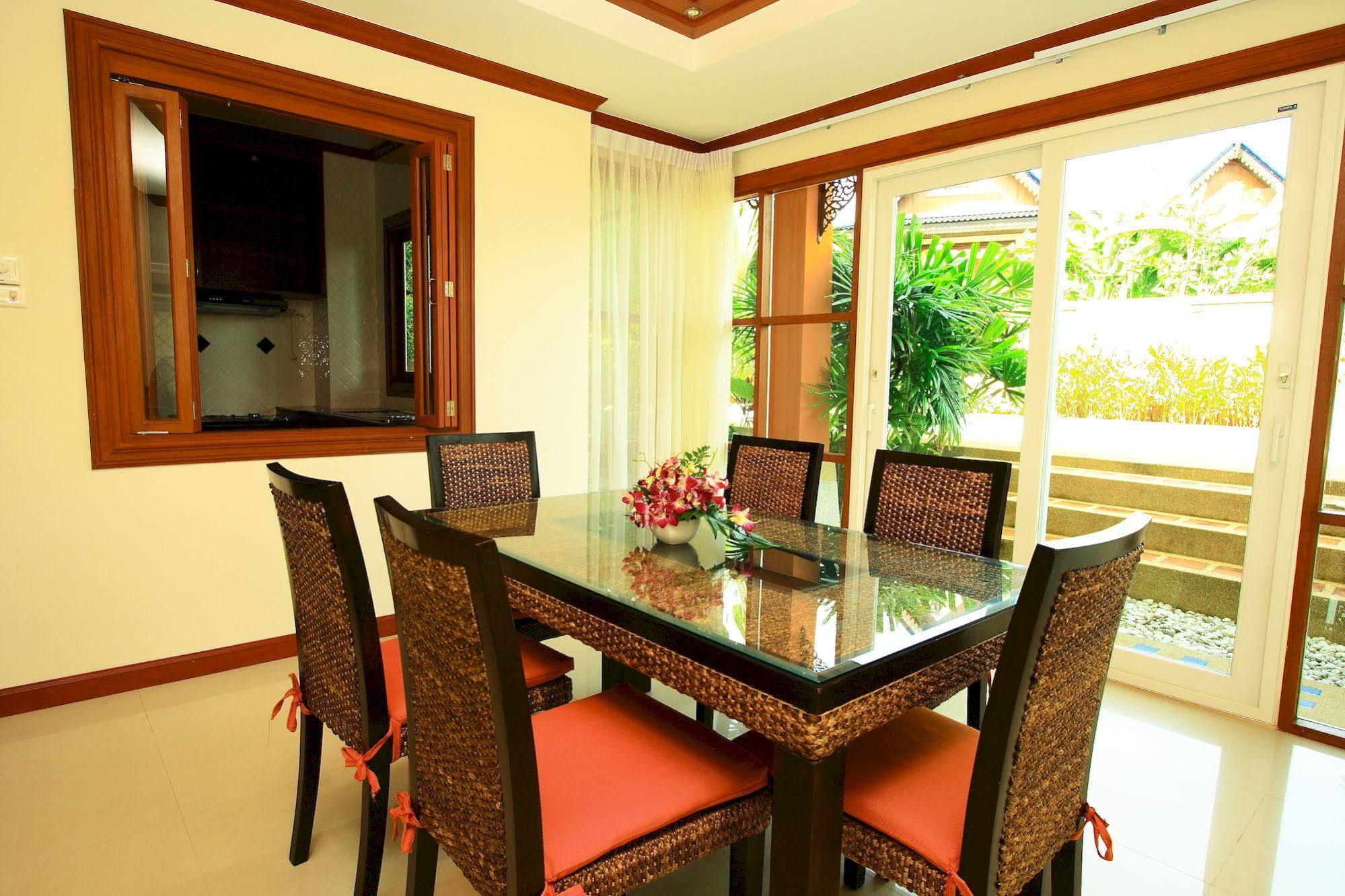 Oyo 626 The Chalet Phuket Resort Panwa Beach Zewnętrze zdjęcie