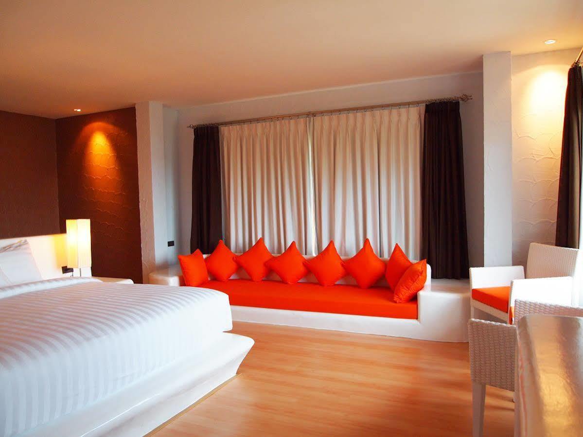 Oyo 626 The Chalet Phuket Resort Panwa Beach Zewnętrze zdjęcie